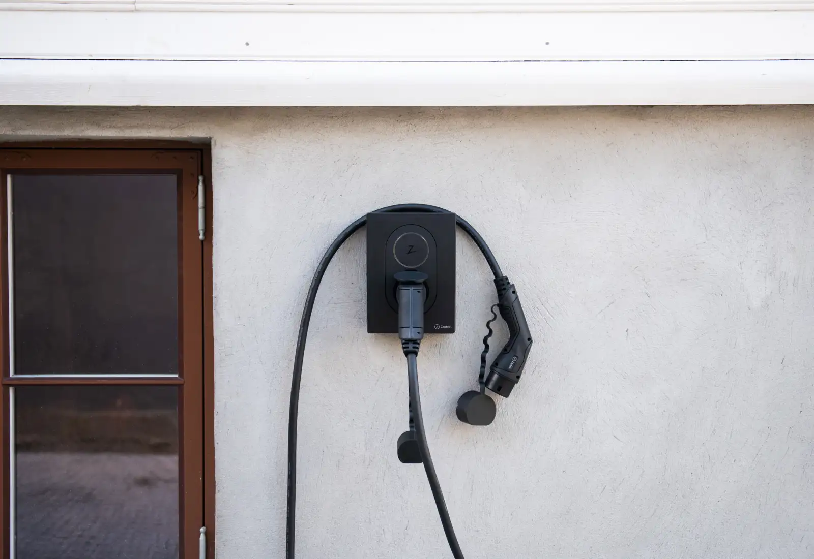 Zaptec August 16 Logo